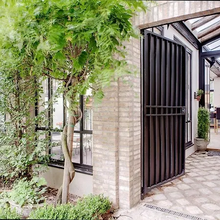 Fabulous, Enormous 4+ Bedroom Duplex, 5th Arr., Sleeps 10, Refpar105006 *