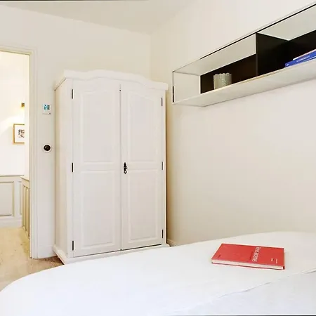 Fabulous, Enormous 4+ Bedroom Duplex, 5th Arr., Sleeps 10, Refpar105006 * Parigi